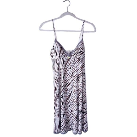 EUC Vintage Victoria’s Secret Tiger Print Women’s Slip Teddy - Picture 10 of 12